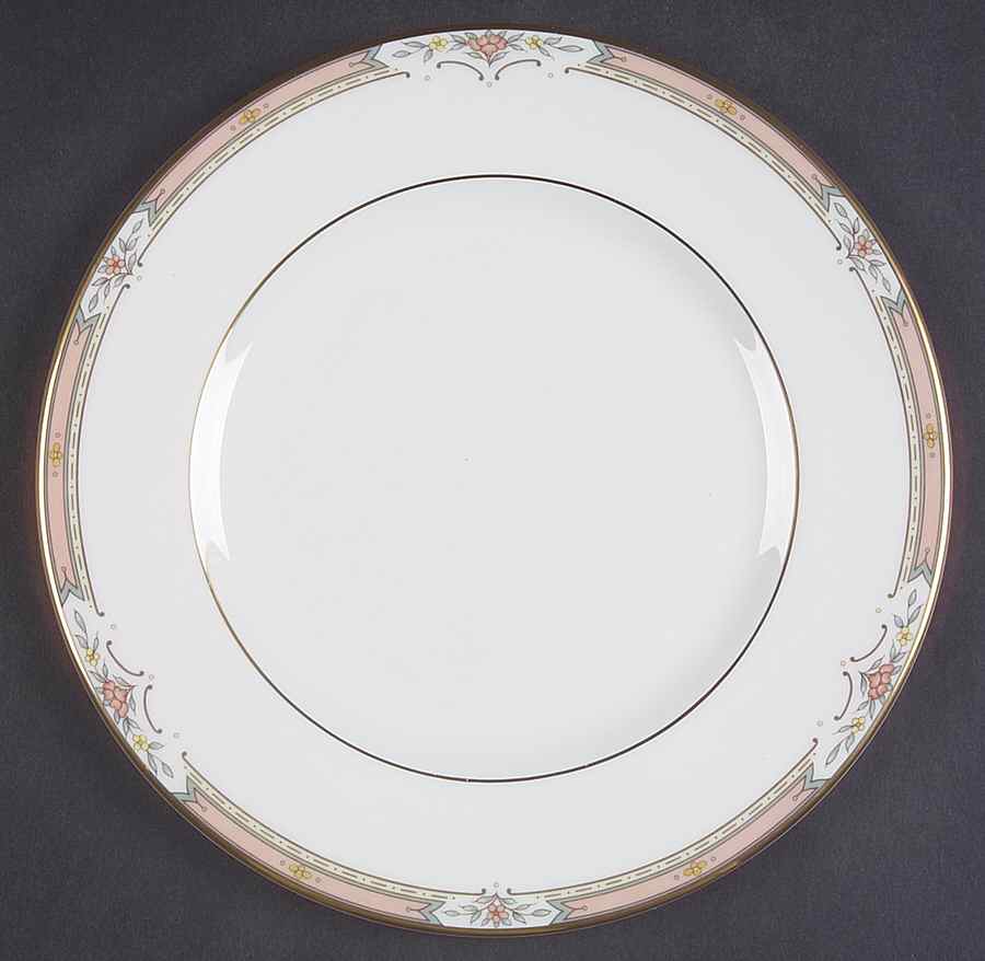 Hardwick Luncheon Plate by Royal Doulton-1