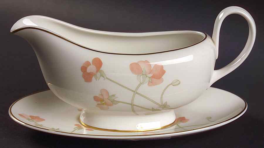 Harmony Gravy Boat & Underplate by Royal Doulton-1