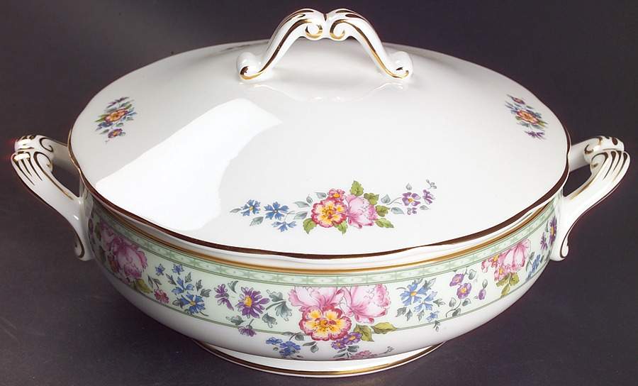 Hartington Round Covered Vegetable by Royal Albert-1