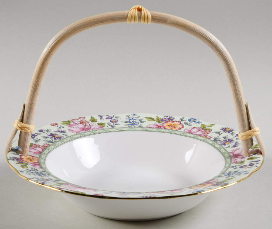 Hartington 7''-7 1/4'' Basket W/Bamboo Handle HC by Royal Albert-1