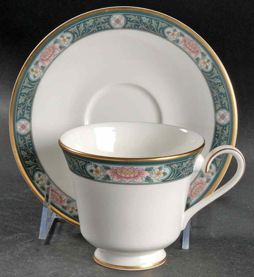 Hartwell Footed Cup & Saucer Set by Royal Doulton-1