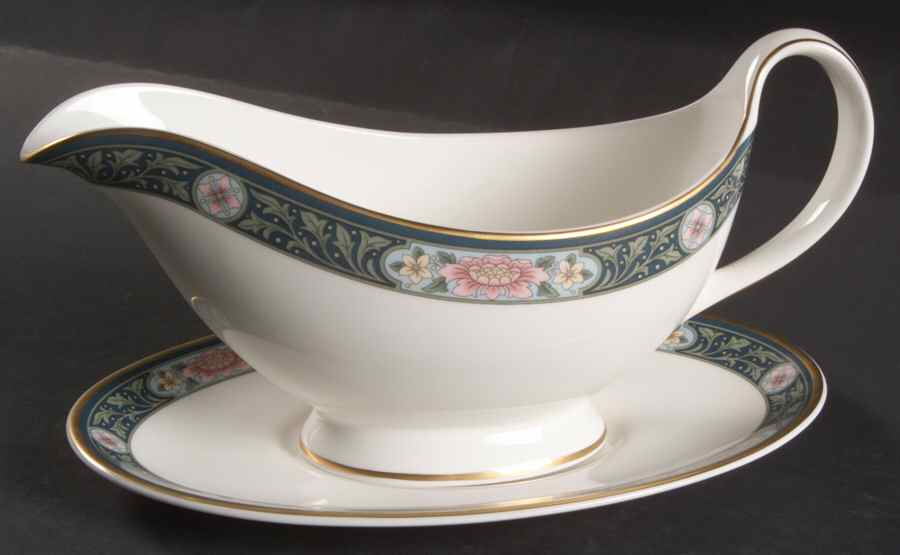 Hartwell Gravy Boat & Underplate by Royal Doulton-1
