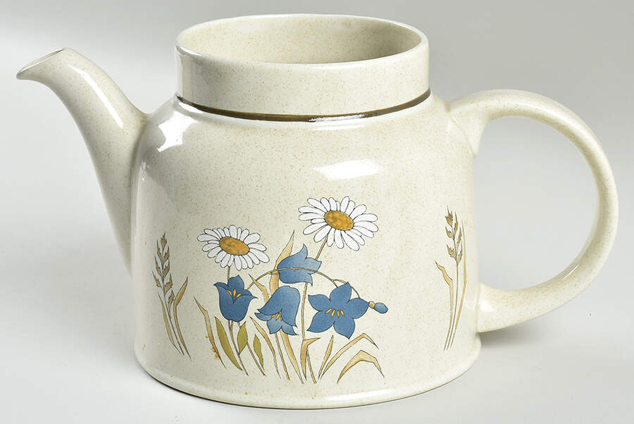 Hill Top Teapot No Lid by Royal Doulton-1