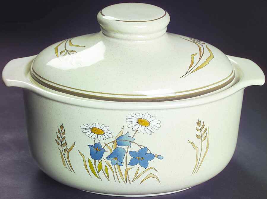 Hill Top 2 Quart Oval Covered Casserole by Royal Doulton-1