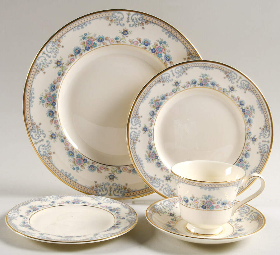Highland Valley 5 Piece Place Setting by Royal Doulton-1