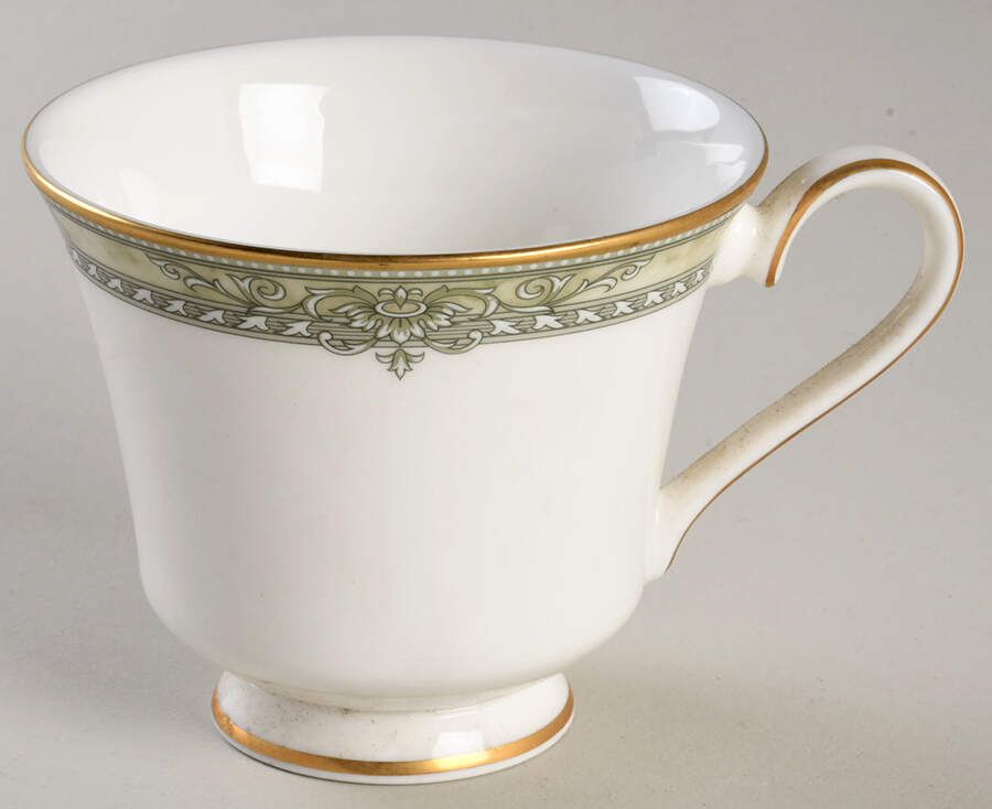 Isabella (Original Shape) Footed Cup by Royal Doulton-1
