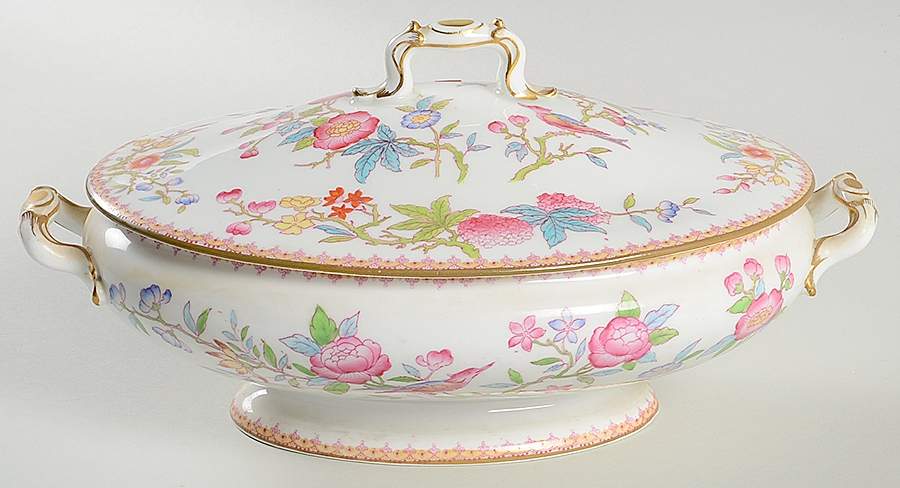 Ito (Smooth) Oval Covered Vegetable by Royal Doulton-1