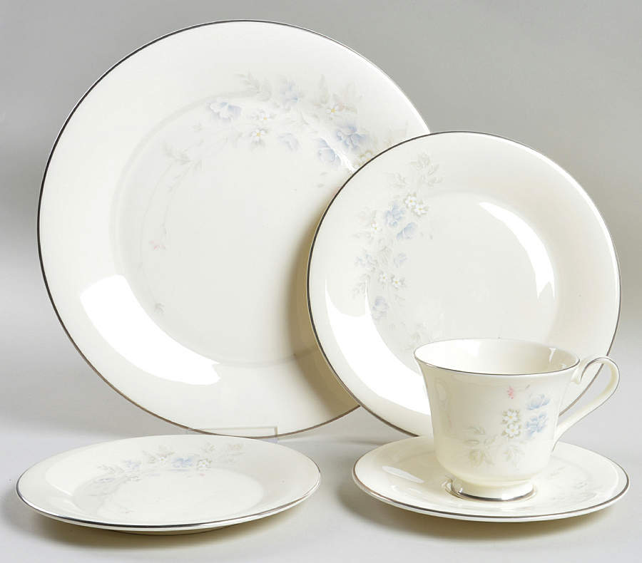 Jessica 5 Piece Place Setting by Royal Doulton-1