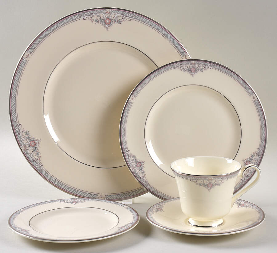 Jillian 5 Piece Place Setting by Royal Doulton-1