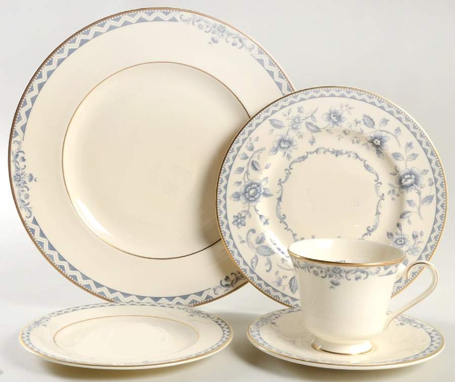 Josephine (Smooth, Gold Trim) 5 Piece Place Setting by Royal Doulton-1