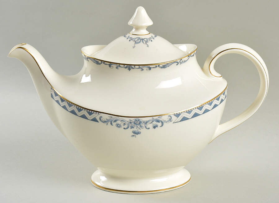 Josephine (Smooth, Gold Trim) Teapot & Lid by Royal Doulton-1