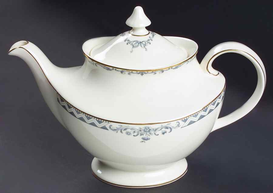 Josephine (Smooth, Gold Trim) Teapot & Lid by Royal Doulton-1