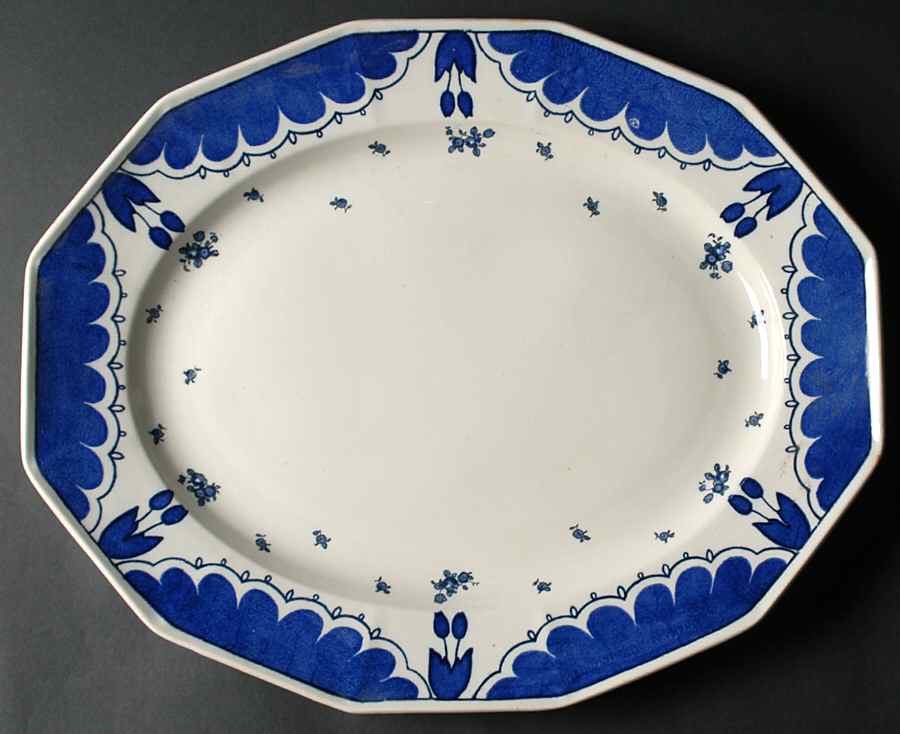 Kay 20" Oval Serving Platter by Royal Doulton-1