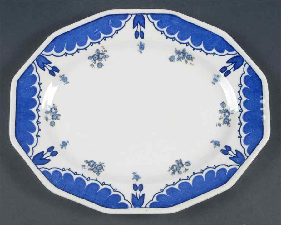 Kay 11" Oval Serving Platter by Royal Doulton-1