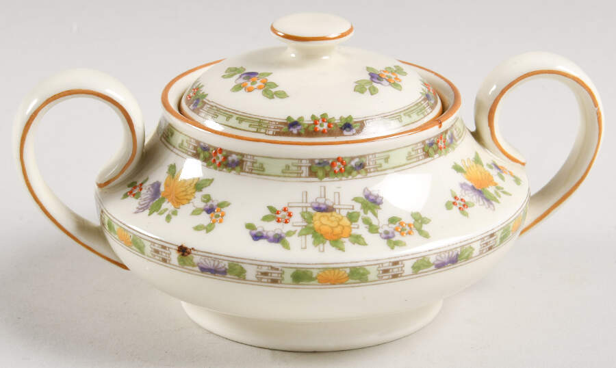 Kenilworth Sugar Bowl & Lid by Royal Doulton-1
