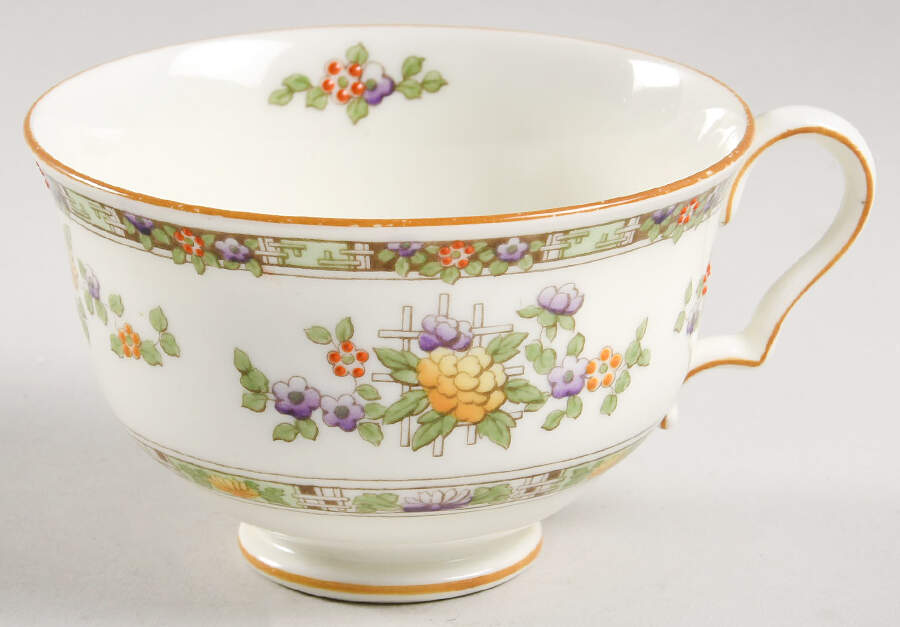 Kenilworth Footed Cup by Royal Doulton-1