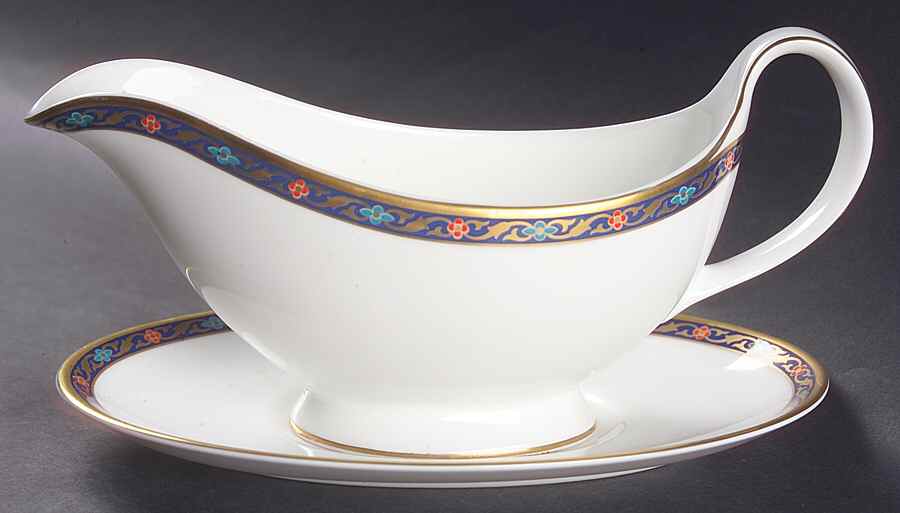 Kendal Gravy Boat & Underplate by Royal Doulton-1