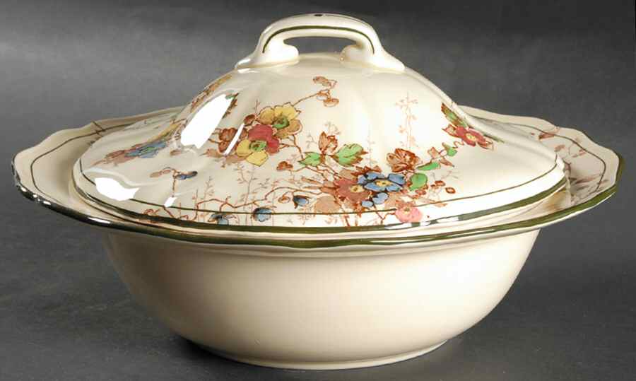 Kew Round Covered Vegetable by Royal Doulton-1