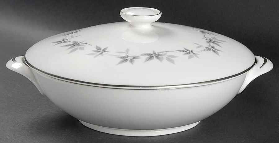 Kimberly Round Covered Vegetable by Royal Doulton-1