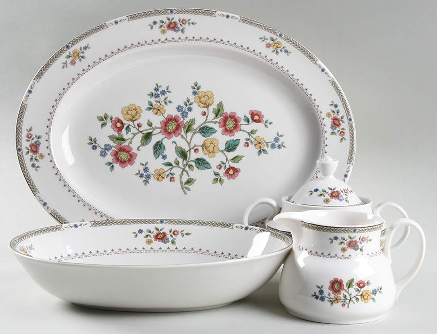 Kingswood 5 Piece Hostess Set by Royal Doulton-1