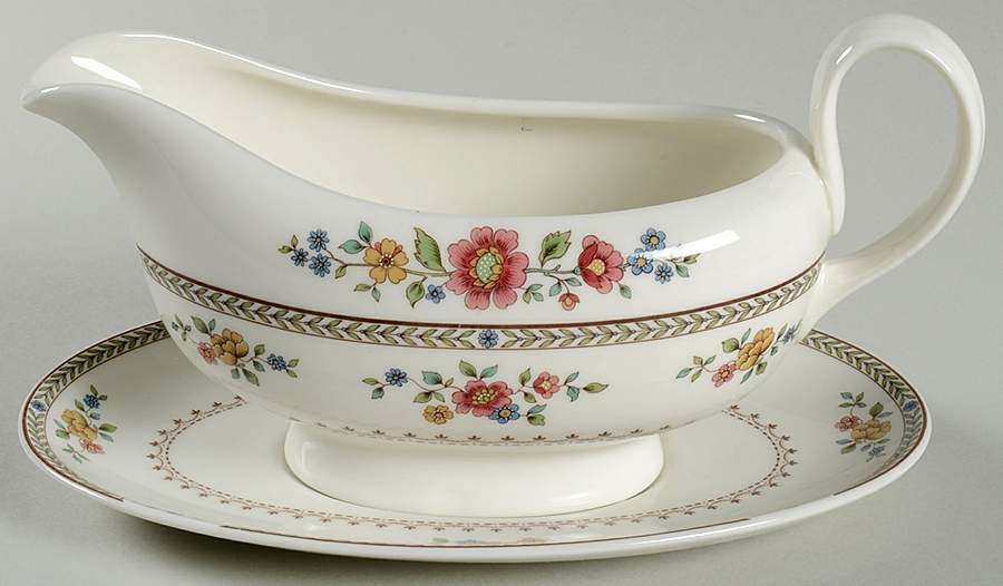 Kingswood Gravy Boat & Underplate by Royal Doulton-1