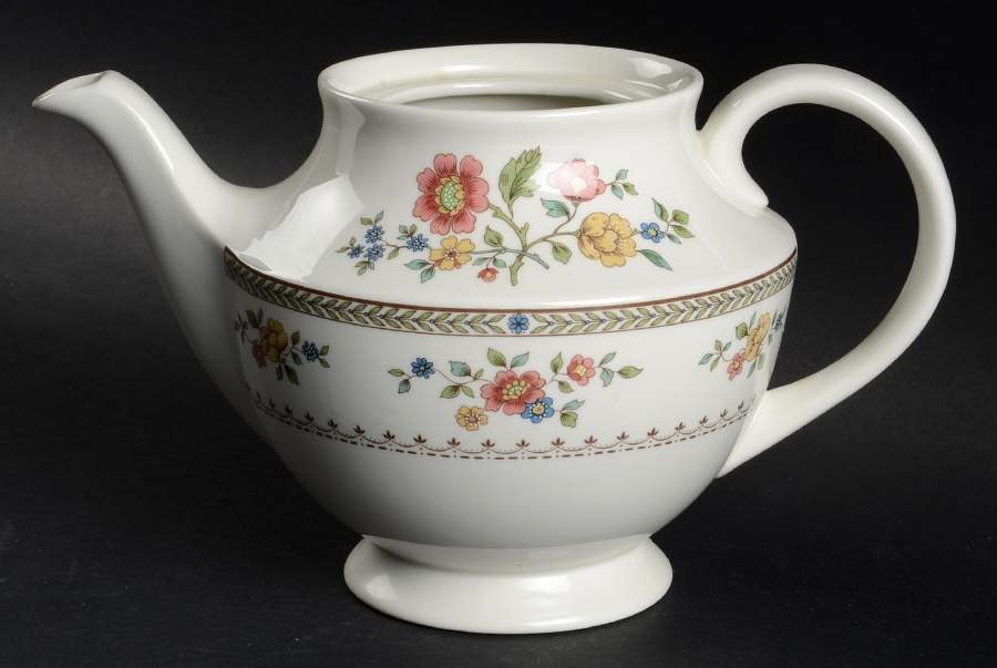Kingswood Teapot No Lid by Royal Doulton-1