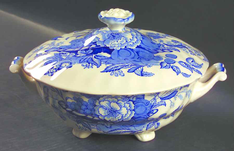 The Kirkwood Blue Round Covered Vegetable by Royal Doulton-1