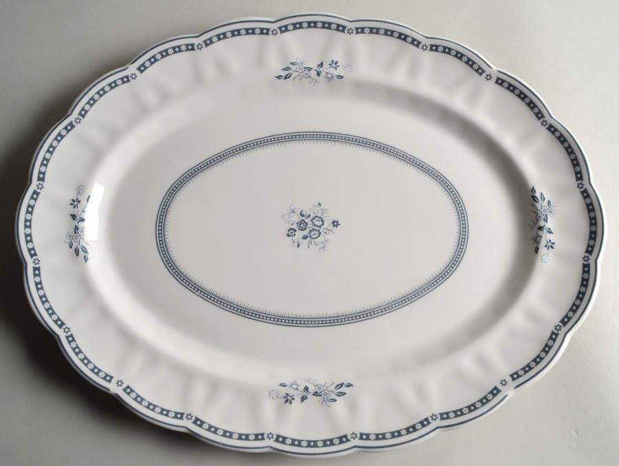 Langdale 16" Oval Serving Platter by Royal Doulton-1