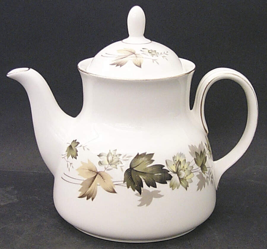 Larchmont Mini Teapot & Lid by Royal Doulton-1