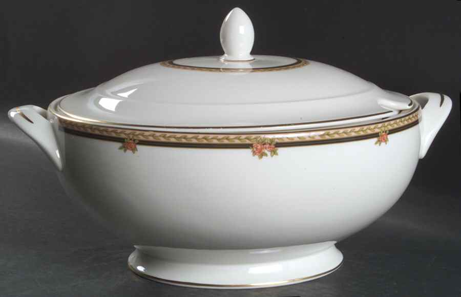 Lauren Tureen &  Lid by Royal Doulton-1