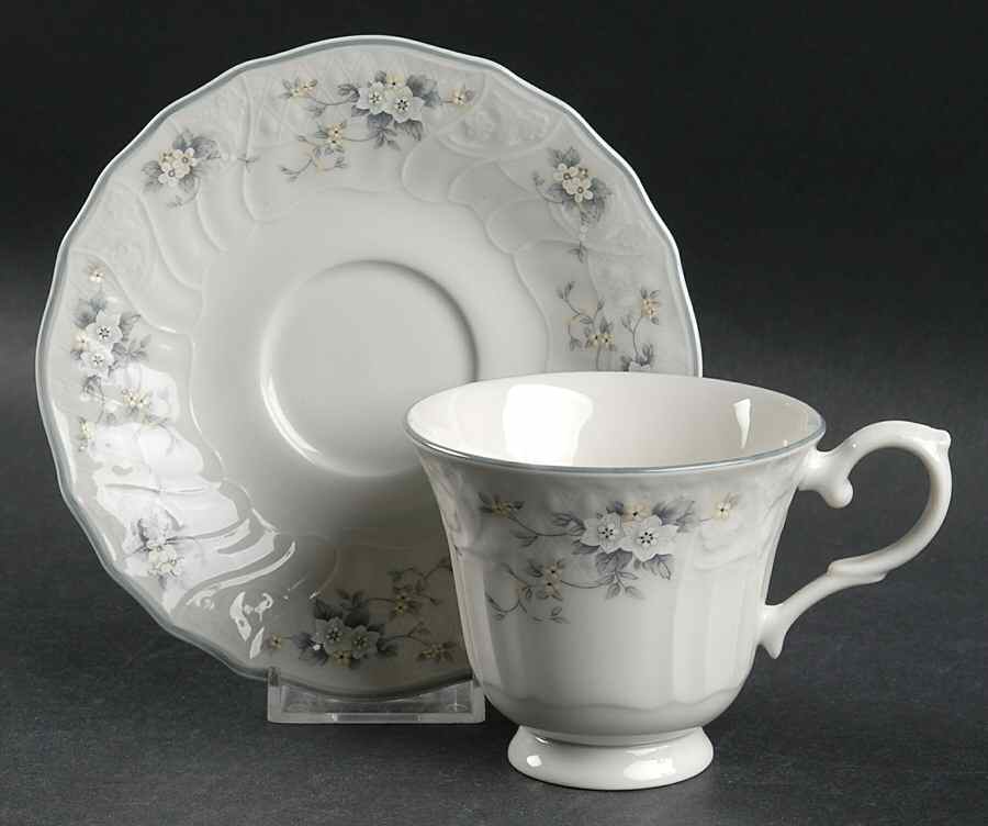 Lausanne Footed Cup & Saucer Set by Royal Doulton-1