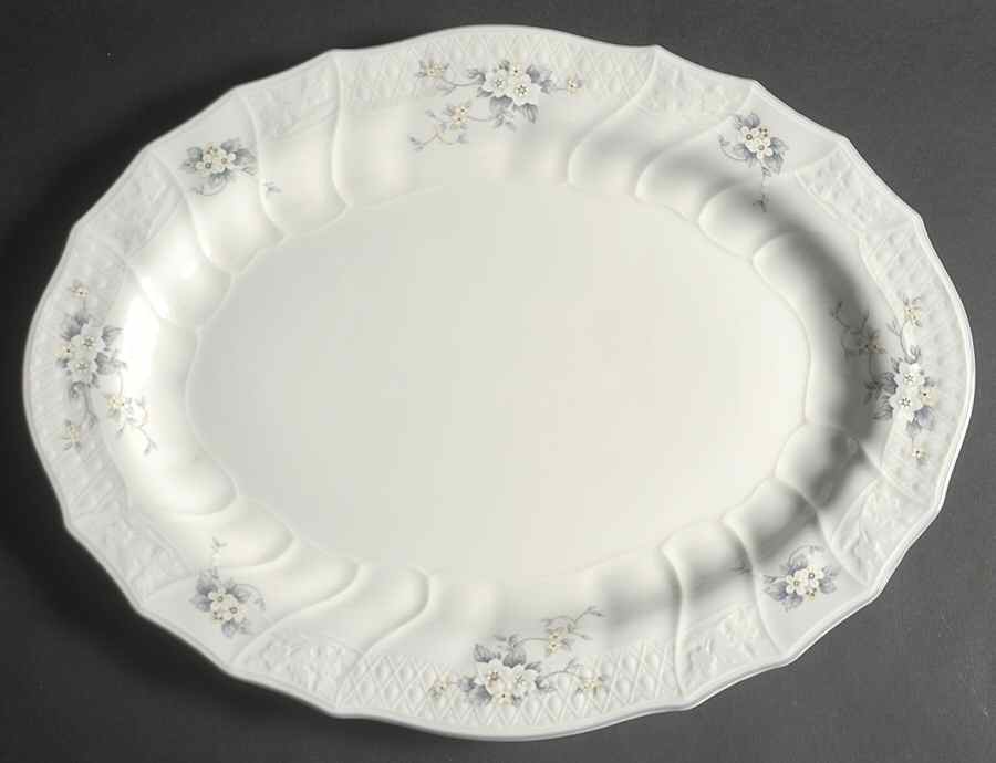 Lausanne 16" Oval Serving Platter by Royal Doulton-1