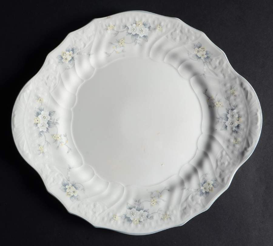 Lausanne Handled Cake Plate by Royal Doulton-1