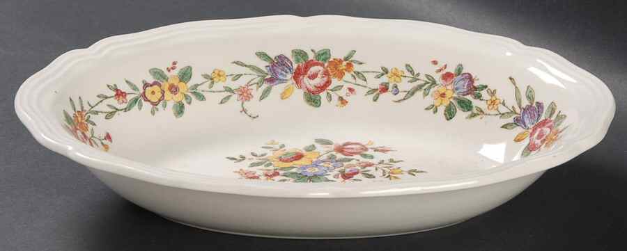 Leighton 9" Oval Vegetable Bowl by Royal Doulton-1