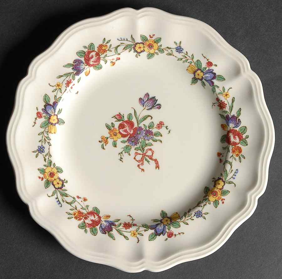 Leighton Salad Plate by Royal Doulton-1