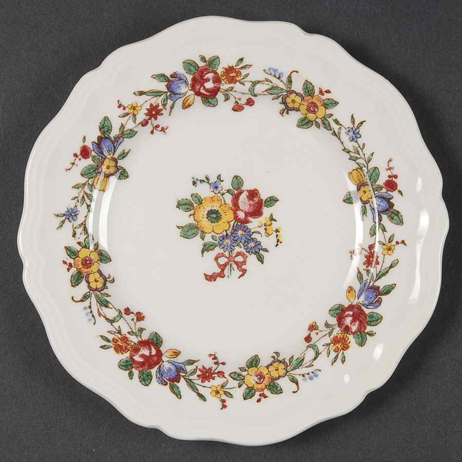 Leighton Bread & Butter Plate by Royal Doulton-1