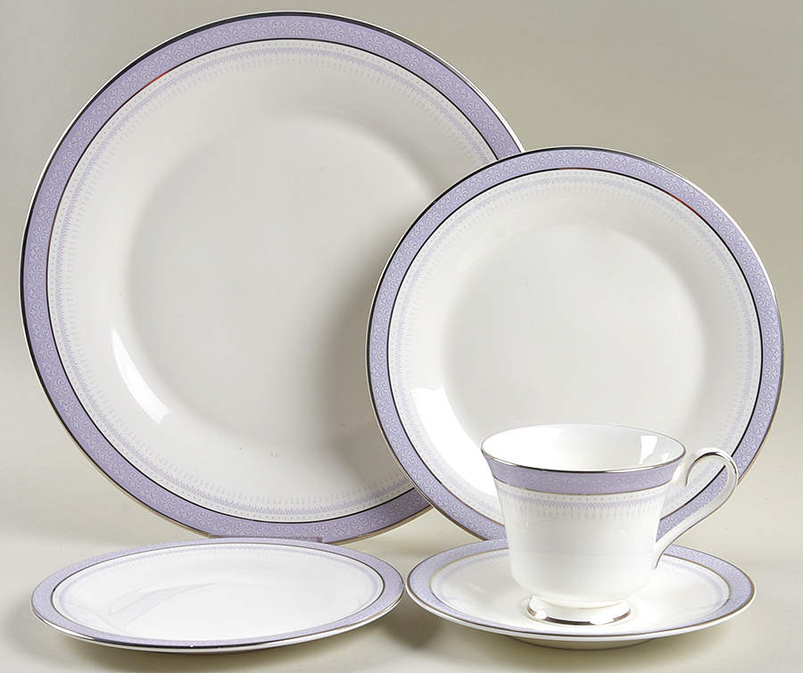 Lilactime 5 Piece Place Setting by Royal Doulton-1