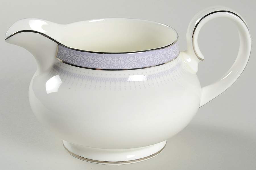 Lilactime Gravy Boat by Royal Doulton-1