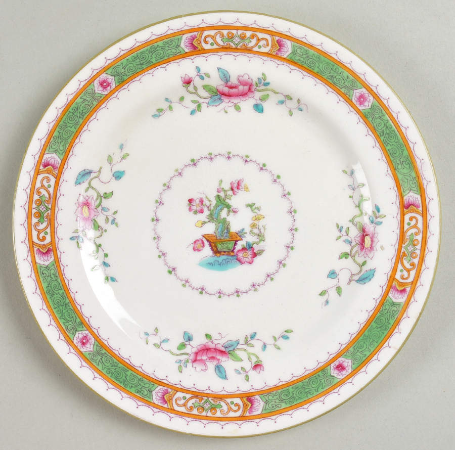 Lilian Dessert/Pie Plate by Royal Doulton-1