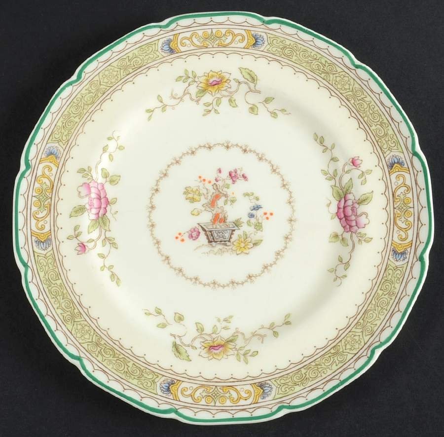 Lillian (Scalloped) Dessert/Pie Plate by Royal Doulton-1