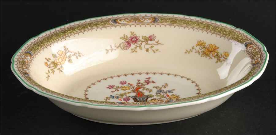 Lillian (Scalloped) 10" Oval Vegetable Bowl by Royal Doulton-1