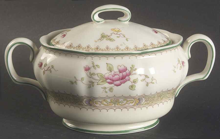 Lillian (Scalloped) Sugar Bowl & Lid by Royal Doulton-1