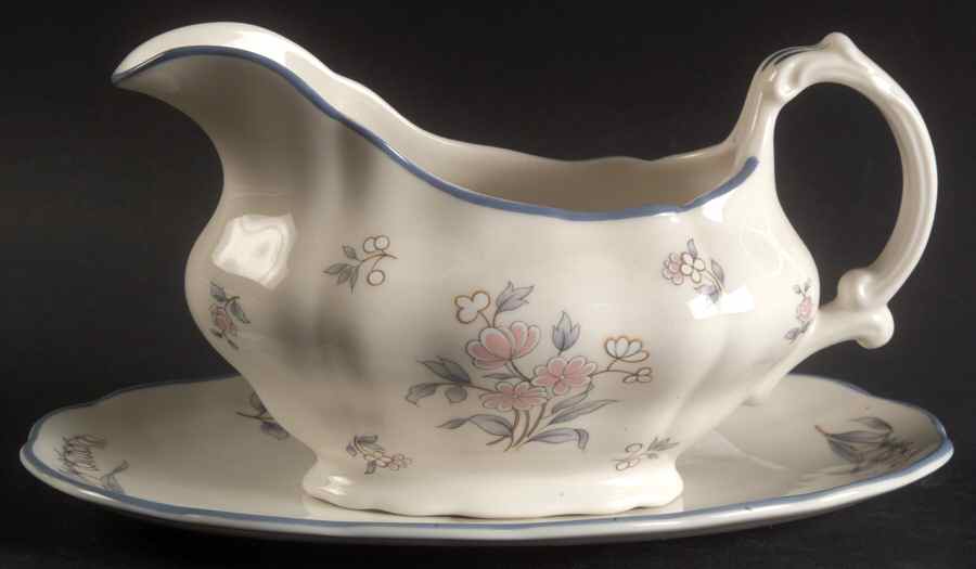 Lincoln Gravy Boat & Underplate/Relish by Royal Doulton-1