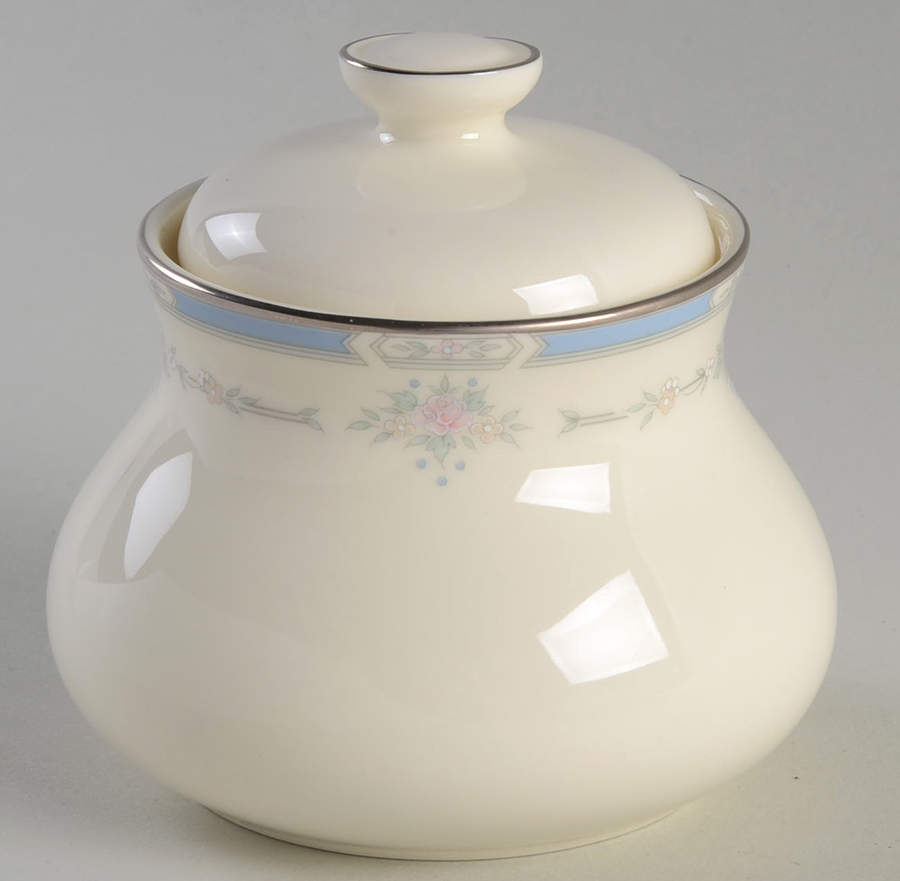 Lisa Sugar Bowl & Lid by Royal Doulton-1