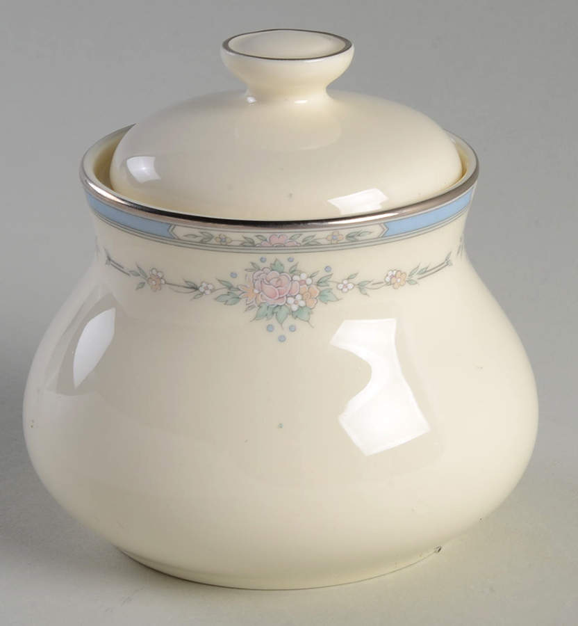 Lisa Sugar Bowl & Lid by Royal Doulton-1