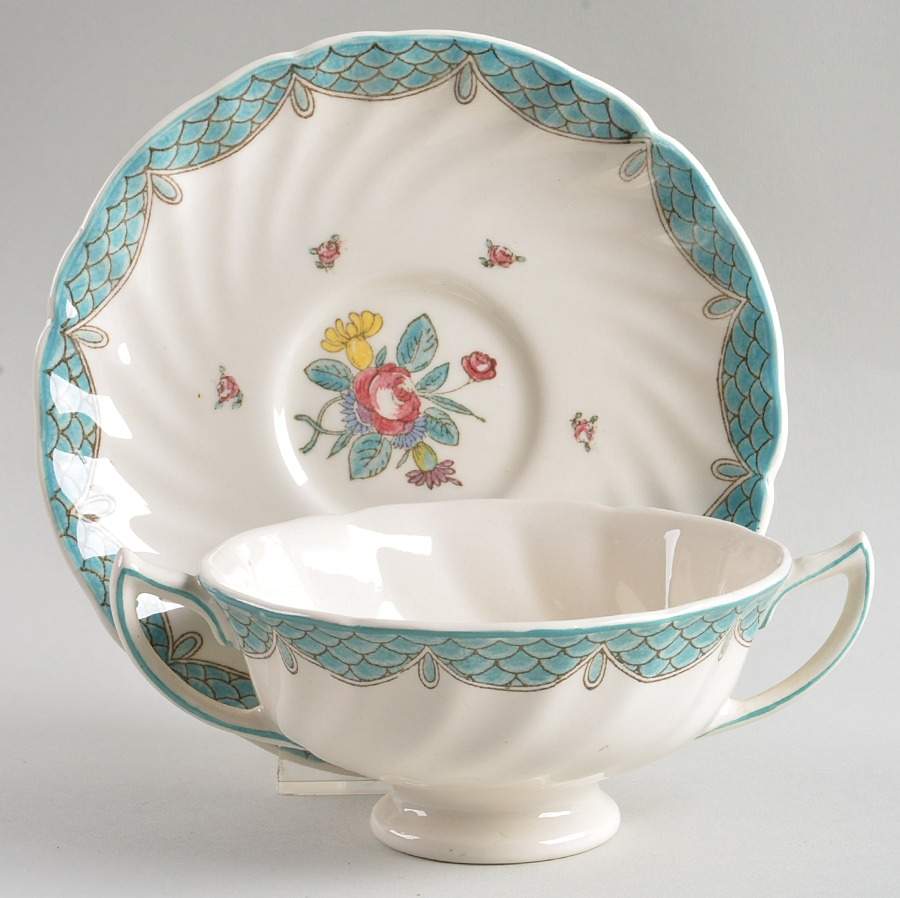 Lowestoft Bouquet Footed Cream Soup Bowl & Saucer Set by Royal Doulton-1