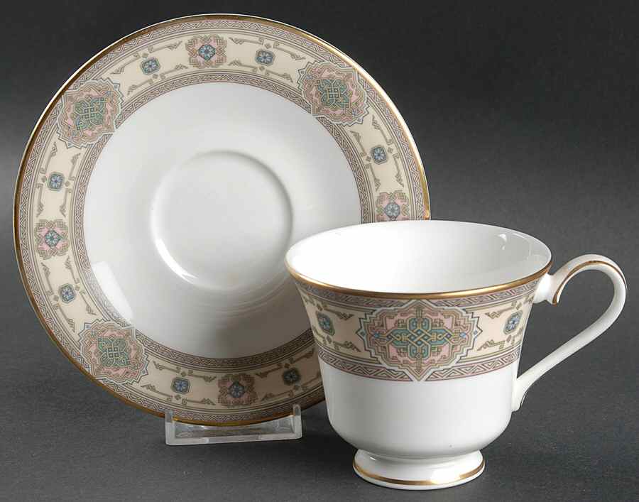 Longwood Footed Cup & Saucer Set by Royal Doulton-1