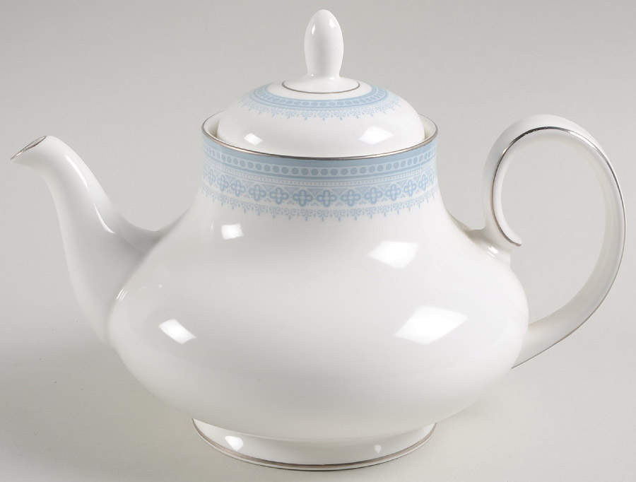 Lorraine Teapot & Lid by Royal Doulton-1
