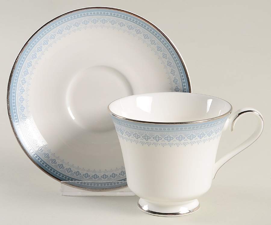 Lorraine Footed Cup & Saucer Set by Royal Doulton-1