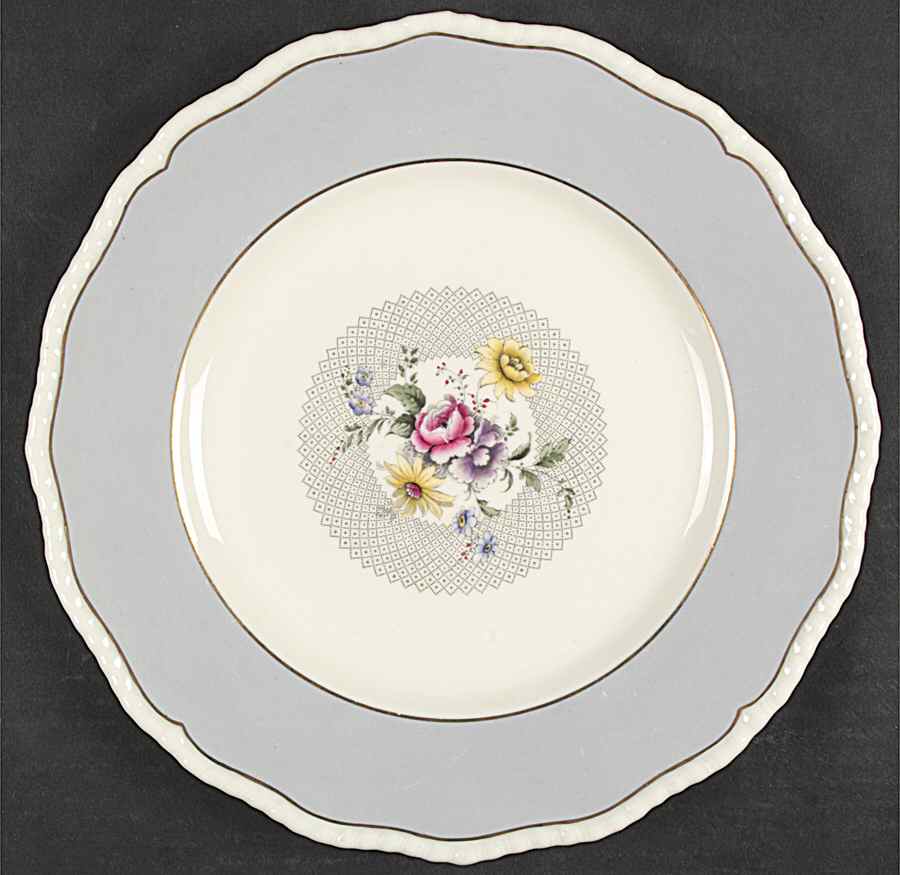 Lovelace Dinner Plate by Royal Doulton-1